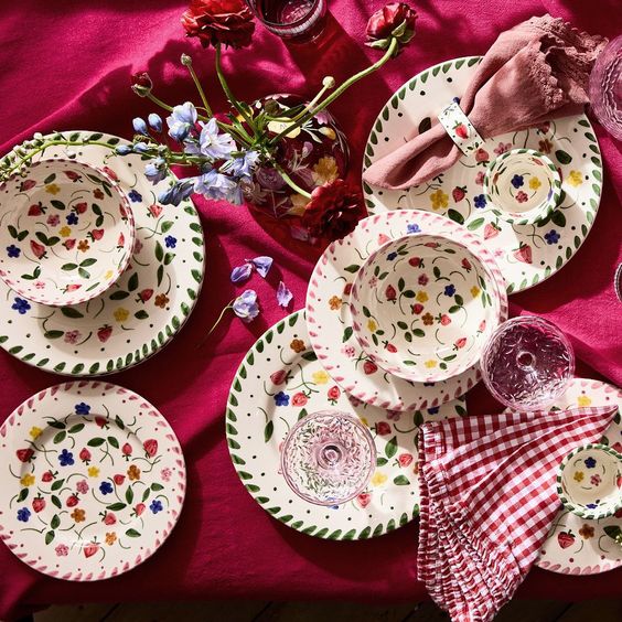 GreenRow table ware.