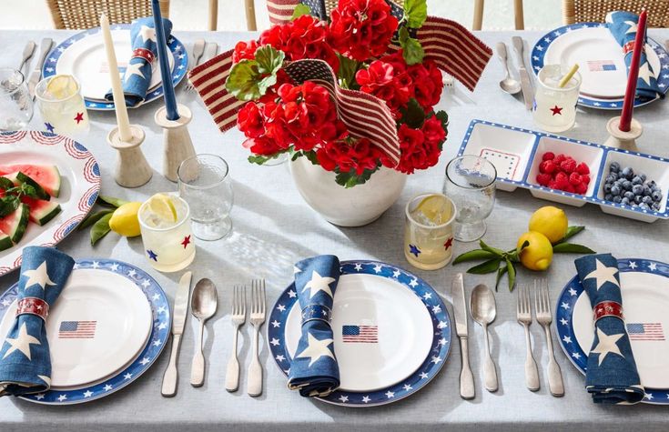 4th July table with red geraniums.
