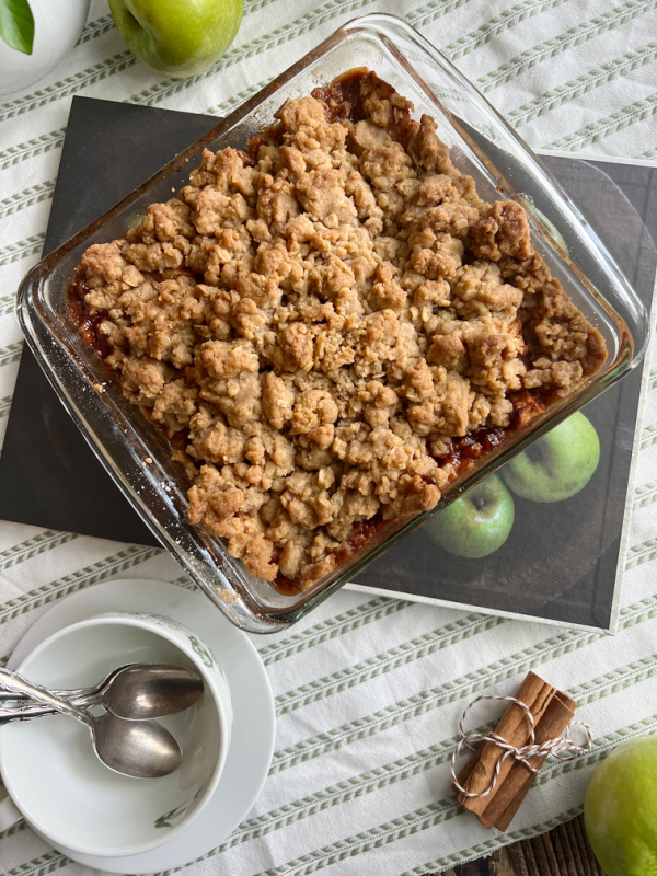 old fashioned apple crisp in a pan. 