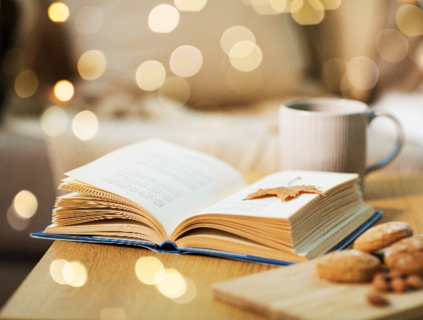 Cosy book blanket tea.