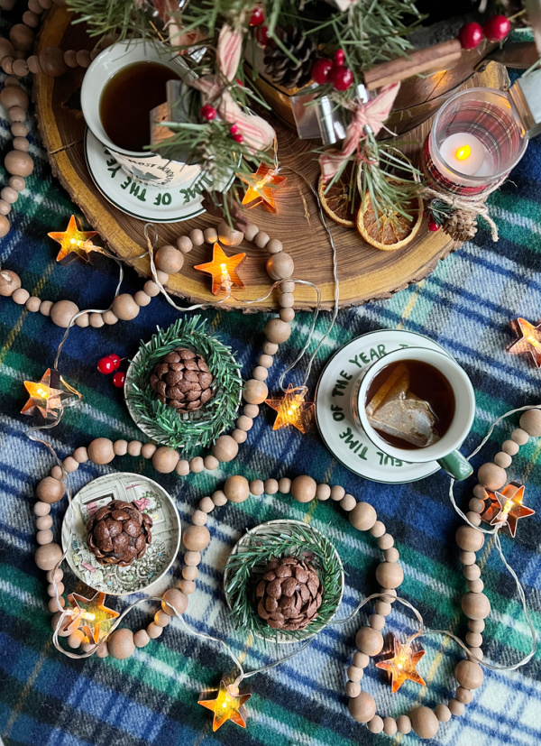 Pinecones brownie flatlay.
